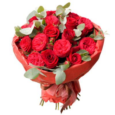 Красивый букет ароматных цветов «Алое чудо»