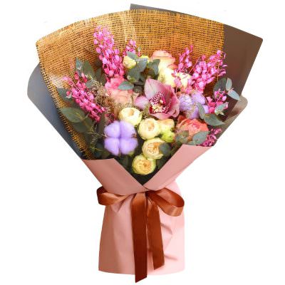 Премиальный букет из цветов «Розовая гармония»